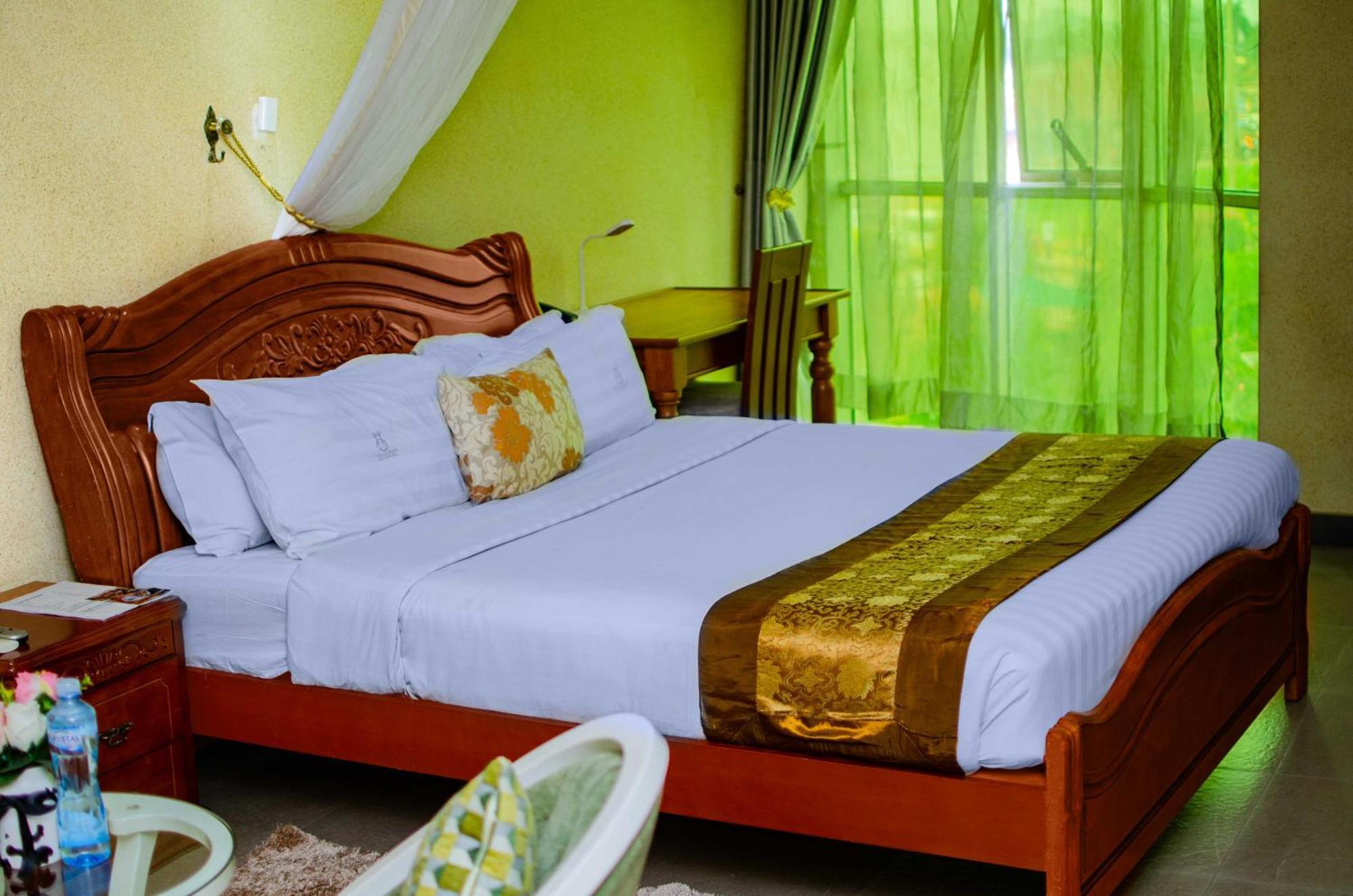 La Grande Hotel Кампала Екстер'єр фото